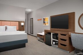 Hampton Inn & Suites Williston