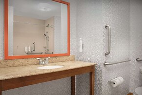 Hampton Inn & Suites Williston