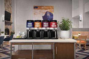 Hampton Inn & Suites Williston