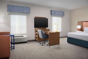 Hampton Inn & Suites Williston