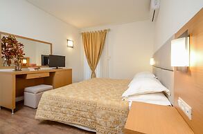 Aeolis Boutique Hotel