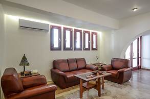 Aeolis Boutique Hotel