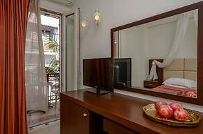 Aeolis Boutique Hotel