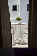 Villa Kelly Rooms & Suites