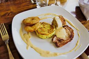 The Bridge of Cally Hotel