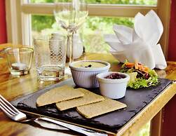 The Bridge of Cally Hotel