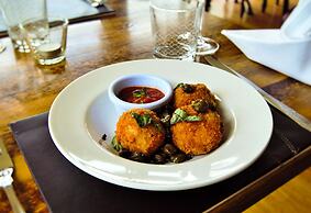 The Bridge of Cally Hotel