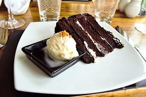 The Bridge of Cally Hotel