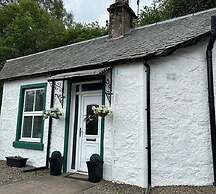 The Bridge of Cally Hotel