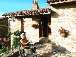 Castello di Cisterna