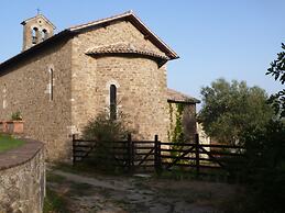 Castello di Cisterna