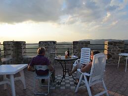 Castello di Cisterna