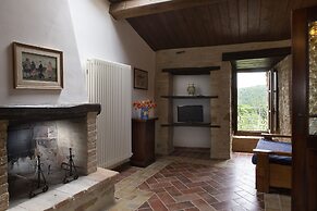 Castello di Cisterna