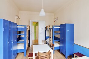 Hostel Mondpalast