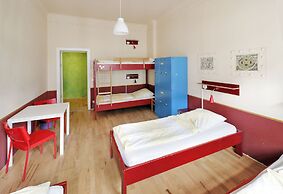 Hostel Mondpalast