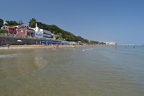 Albergo Residence Villa a Mare