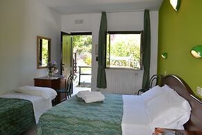 Albergo Residence Villa a Mare
