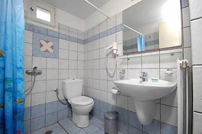 Barbouni Hotel & Studios