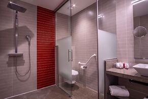 Kyriad Prestige Lyon Est - Saint Priest Eurexpo Hotel and Spa