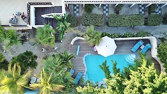 Scuba Lodge & Ocean Suites
