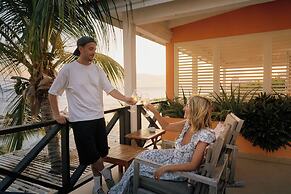 Scuba Lodge & Ocean Suites