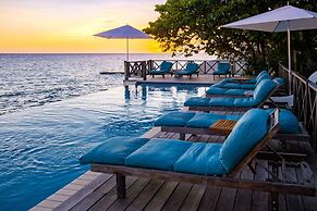 Scuba Lodge & Ocean Suites