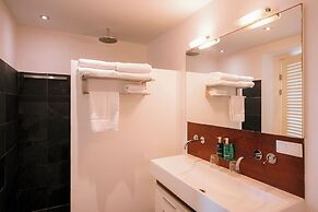 Scuba Lodge & Ocean Suites