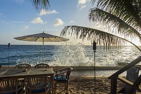 Scuba Lodge & Ocean Suites