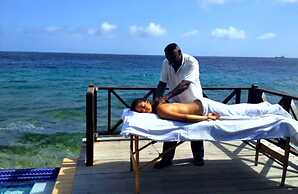 Scuba Lodge & Ocean Suites