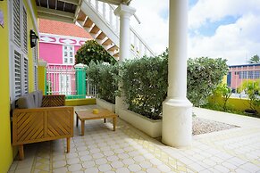 Scuba Lodge & Ocean Suites