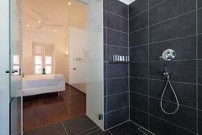 Scuba Lodge & Ocean Suites