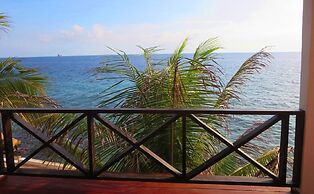 Scuba Lodge & Ocean Suites