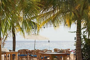 Scuba Lodge & Ocean Suites