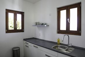 Scuba Lodge & Ocean Suites