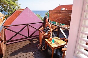 Scuba Lodge & Ocean Suites