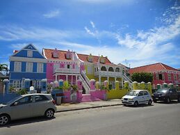 Scuba Lodge & Ocean Suites