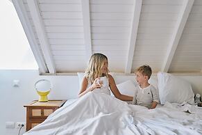 Scuba Lodge & Ocean Suites