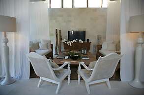 OAZIA Spa Villas Bali