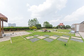 Crowne Plaza Kochi by IHG