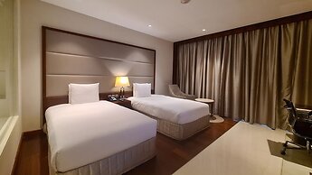 Crowne Plaza Kochi by IHG