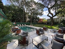 ArtHotel Transamerica Collection