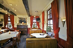 Hotel - Restaurant In den Hoof