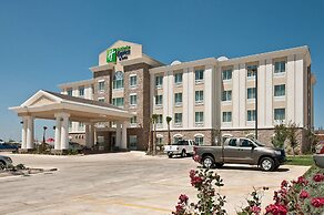 Holiday Inn Express Hotel & Suites Pearsall, an IHG Hotel