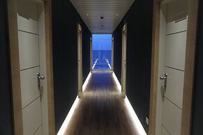 Daniel's Hotel