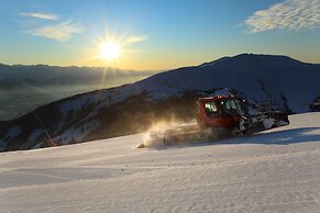 JUNGES HOTEL ZELL AM SEE - Hostel