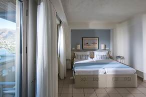 Skajado Cottages & Apartments