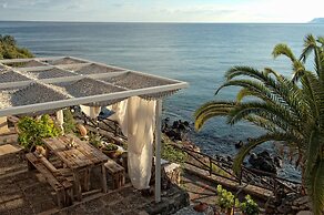 Skajado Cottages & Apartments