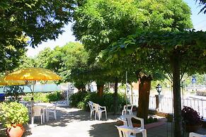 Corredoura Garden Alojamento