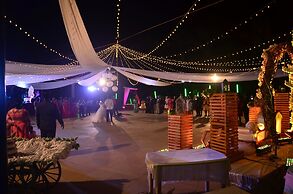 Indismart Woodbourne Resort