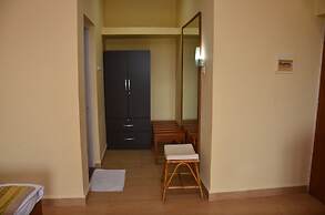 Indismart Woodbourne Resort